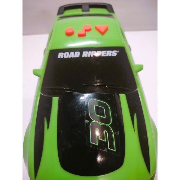 Road Rippers 2010 Ford Mustang 5.0 GT Lights, Sound, Forward Motion, Works Green - Picture 8 of 9